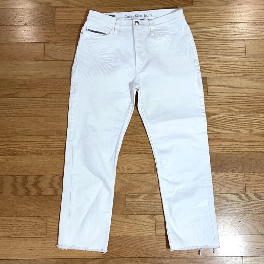 Calvin Klein Embroidered Straight Cropped Jeans